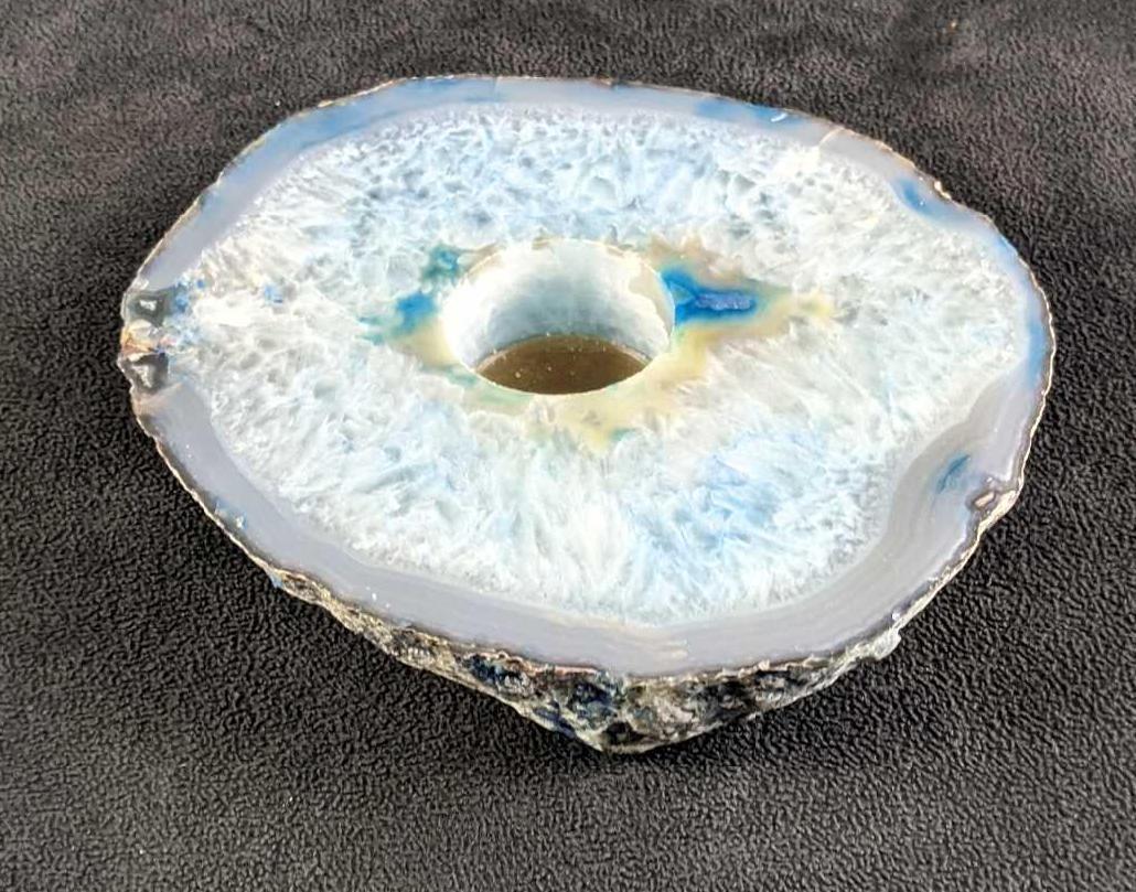 Crystal Candleholder Agate Open Blue Geode: Crystal Candleholder Agate Open Blue Geode This beautiful candleholder is a blue agate geode. This item is in good condition with no known damage and has felt on the bottom to prevent scratching. The 