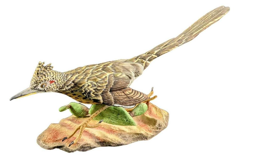 Roadrunner Porcelain Bird Figurine (1 of 9)