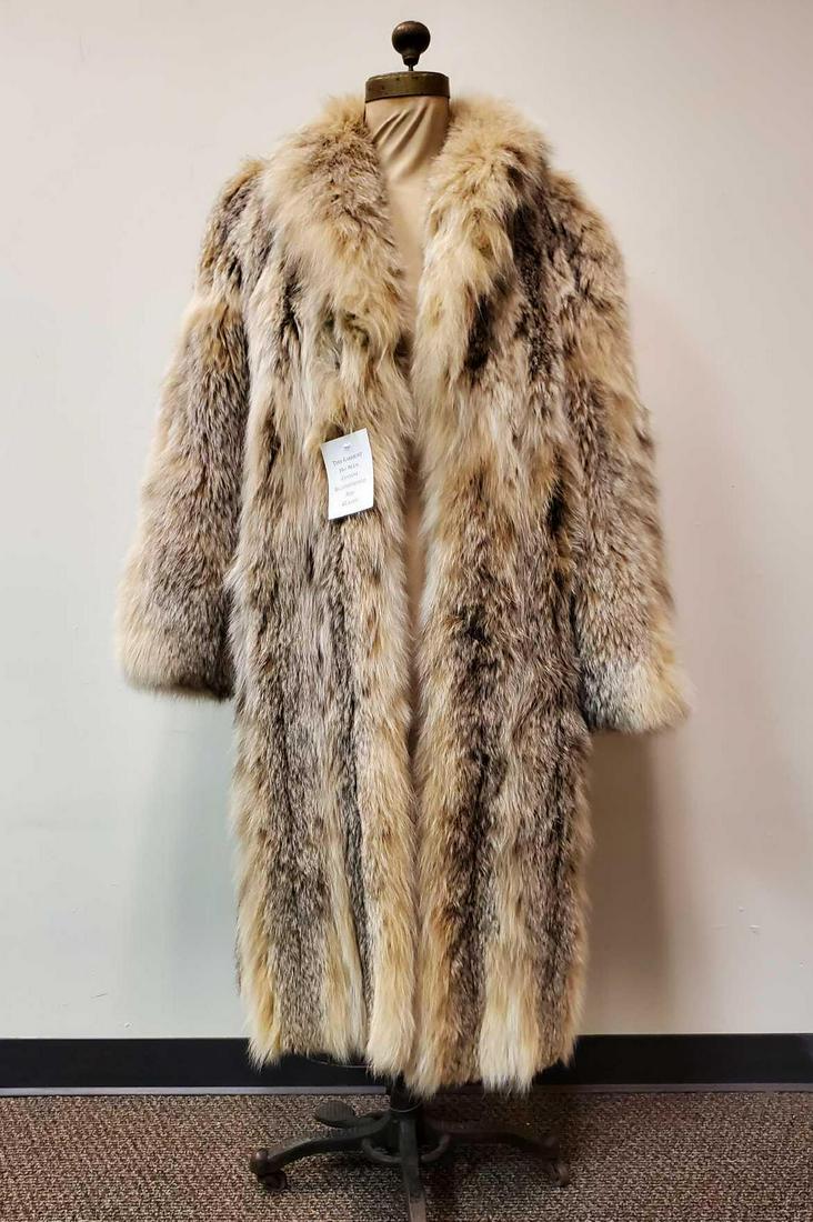 Full Length Marble Fox Coat (1 of 11)