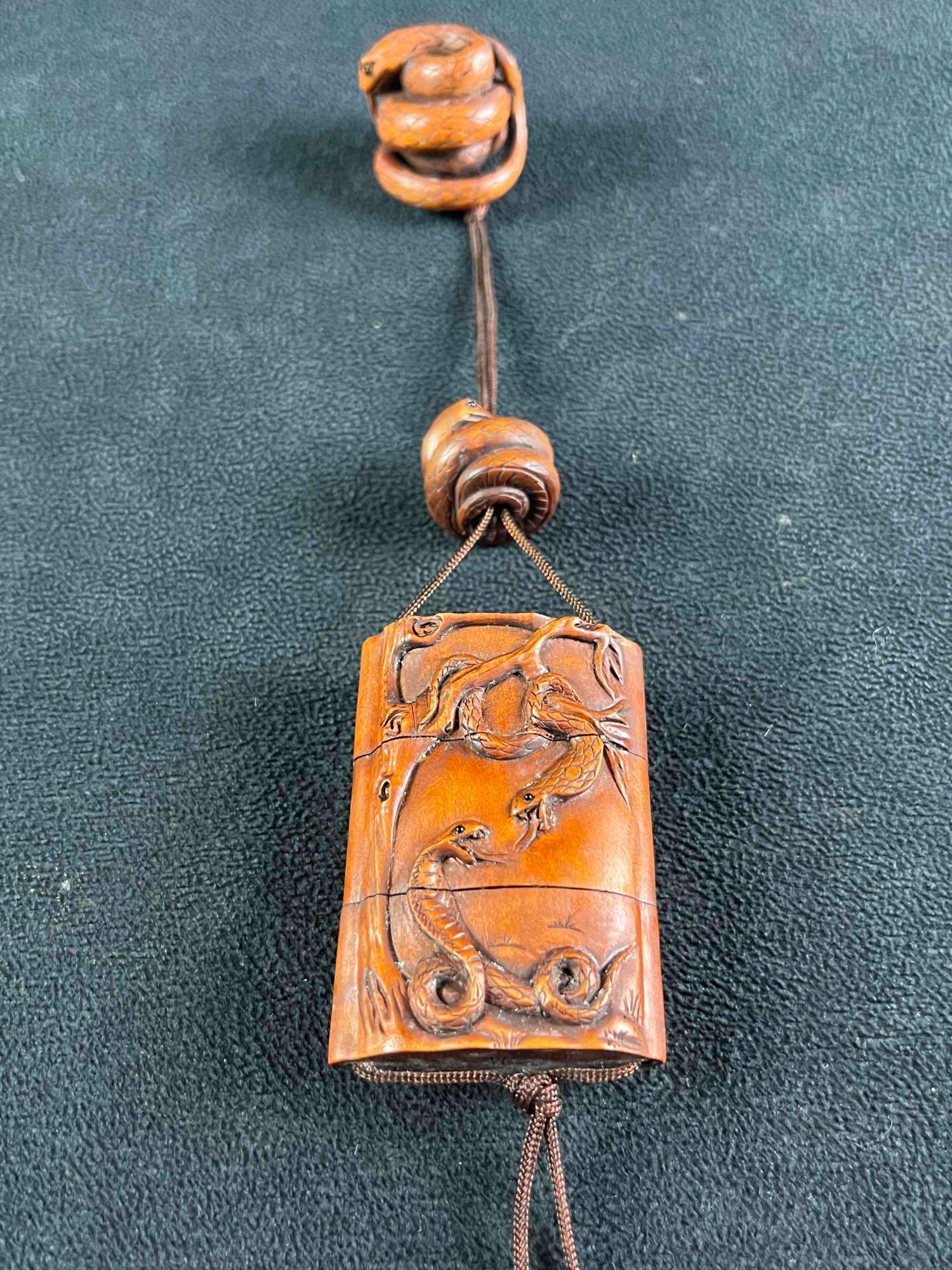 Wood Carved Trinket Box Carved Snake Decoration (1 of 4)