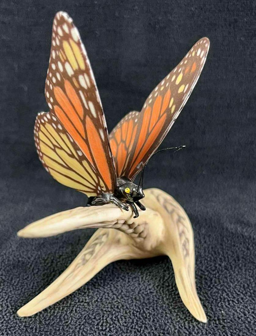 Monarch Butterfly Porcelain Figurine Boehm 40551 (1 of 8)