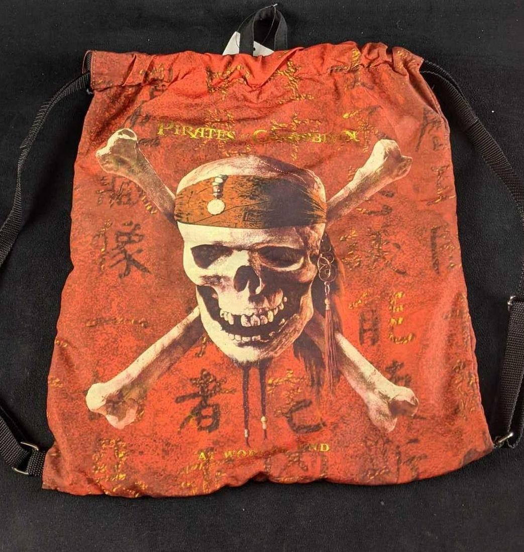 Pirates of the Caribbean Bag and Accessory Kit (1 of 6)