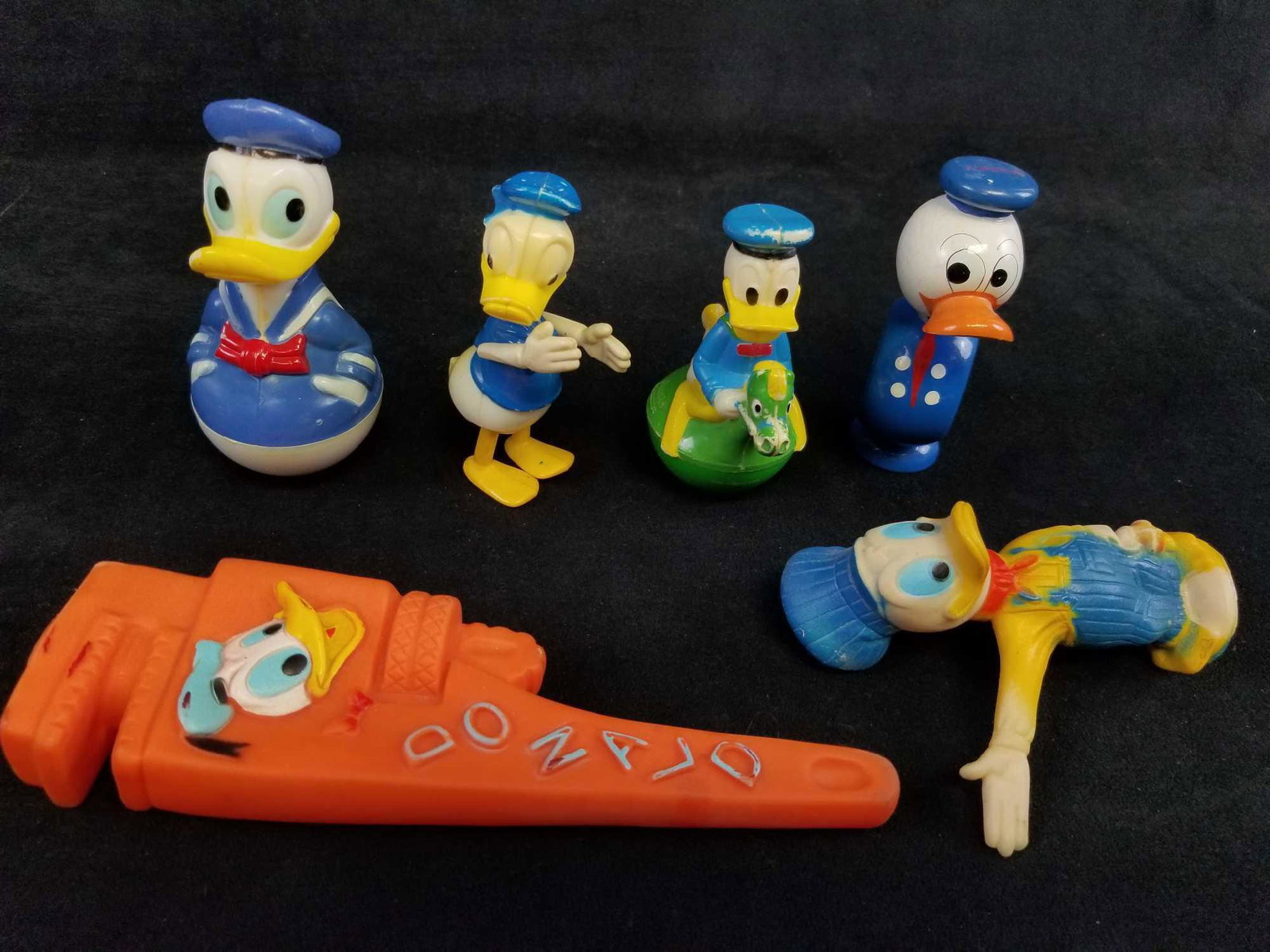 Disney Donald Duck Vintage Toy Lot of 6 (1 of 7)