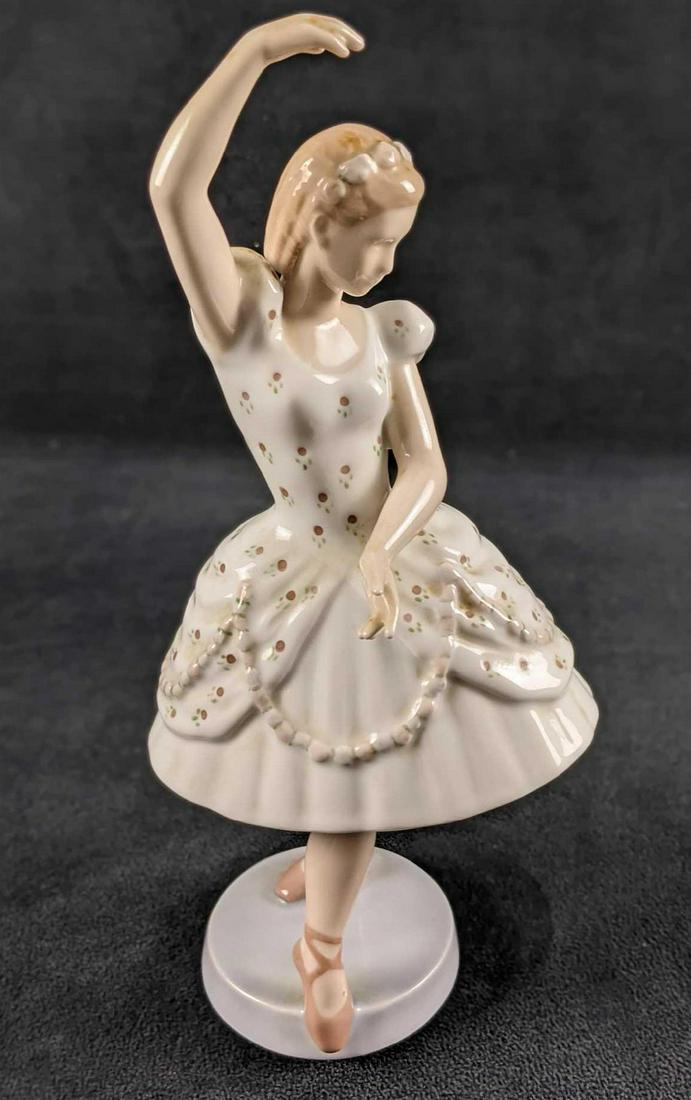 Bing Grondahl Porcelain Figurine Ballerina Dancer (1 of 7)