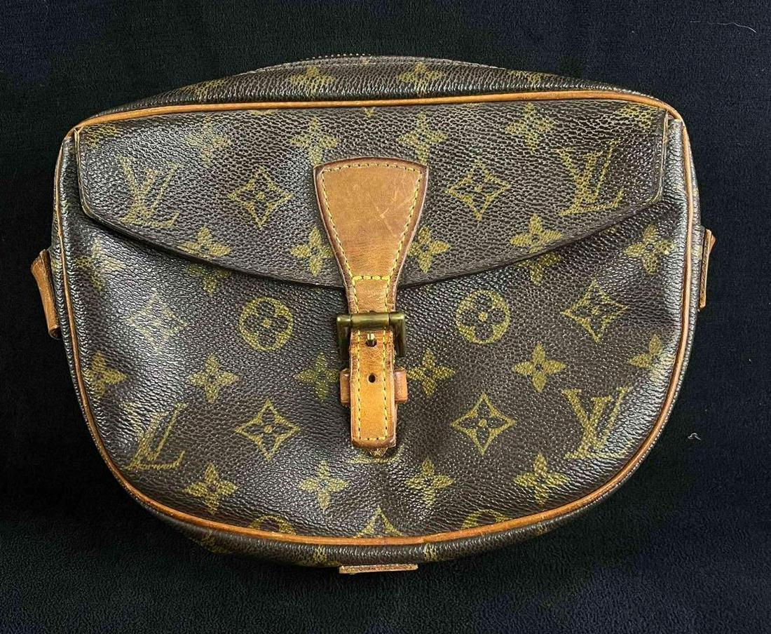 Vintage Louis Vuitton Small Travel Bag (1 of 9)