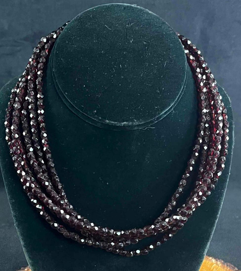 Garnet Multi Beaded Necklace Choker (1 of 10)