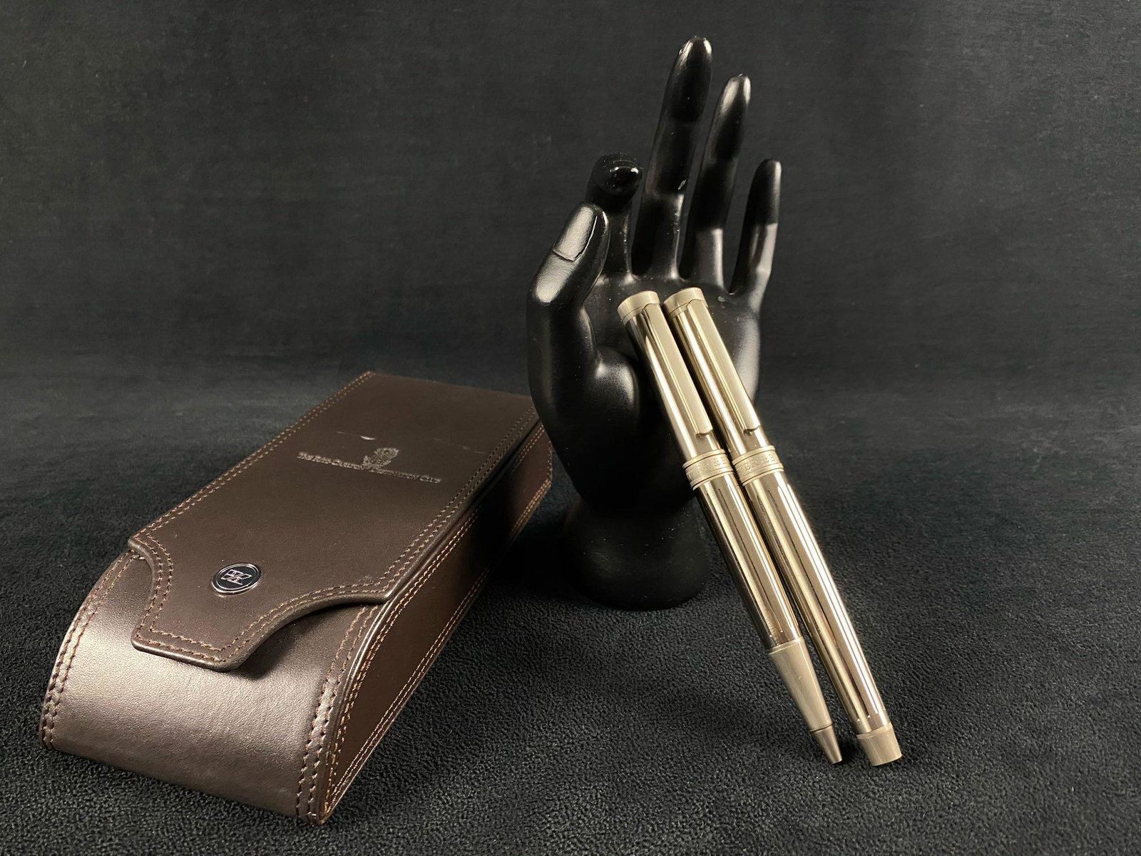 Designer Cutter & Buck Ritz Carlton Destination Club Brushed Nickel Roller Ball Pen Set W/ Case (W3) (1 of 20)
