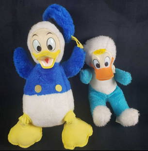 Lot of Two Vintage Donald Duck Rubber Face Stuffed Animals: Lot of Two Vintage Donald Duck Rubber Face Stuffed Animals. This lot of 2 stuffed animal Donald Duck toys is in overall good used condition. There are minor signs of discoloration, especially in the