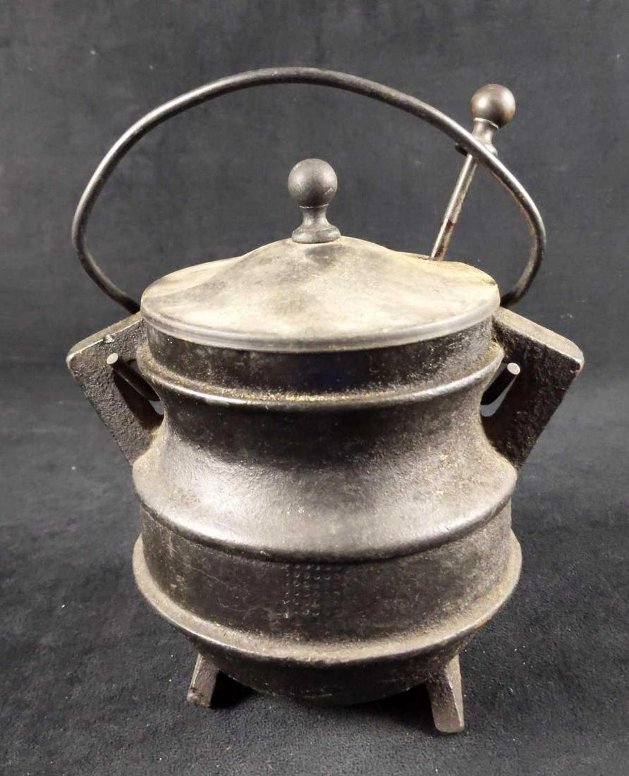 Vintage Cast Iron Fire Starter Melting Pot (1 of 7)