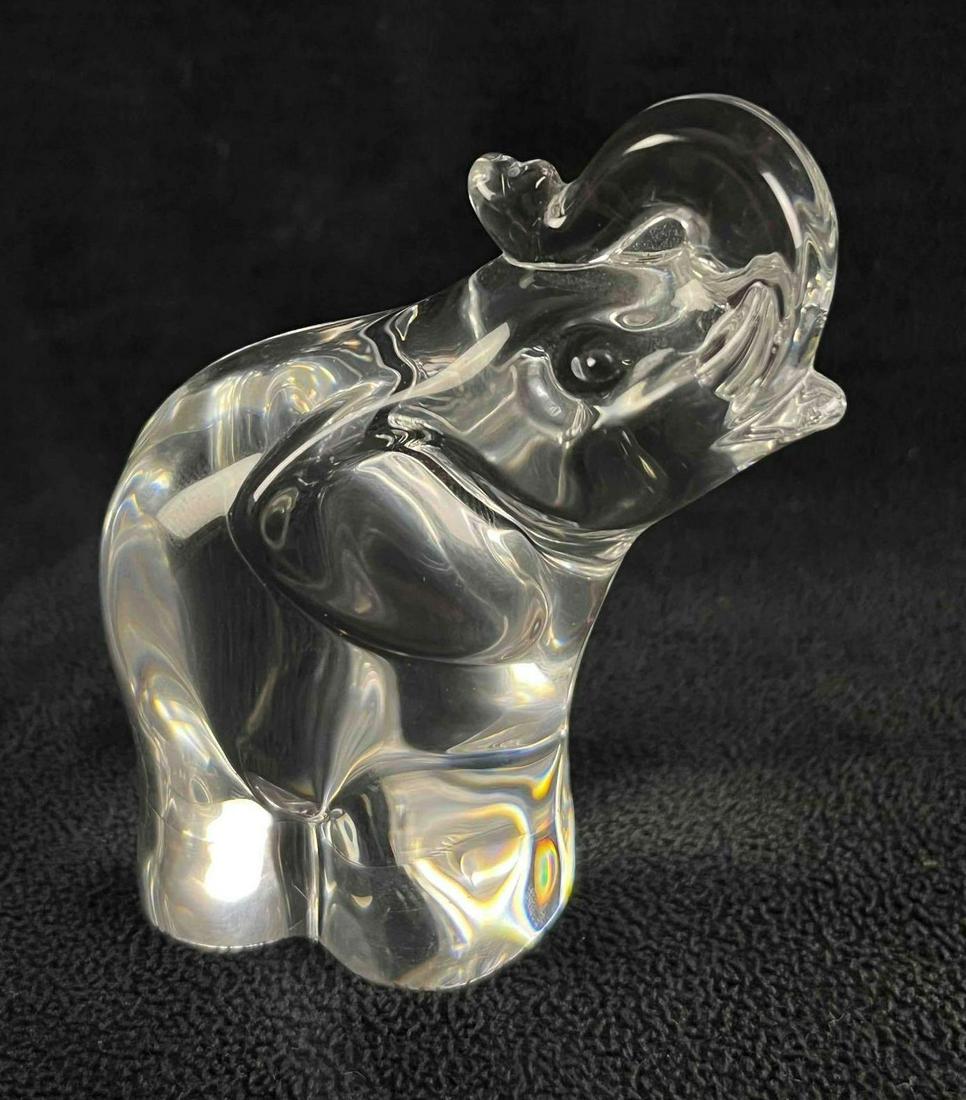 Crystal Elephant Figure (1 of 8)