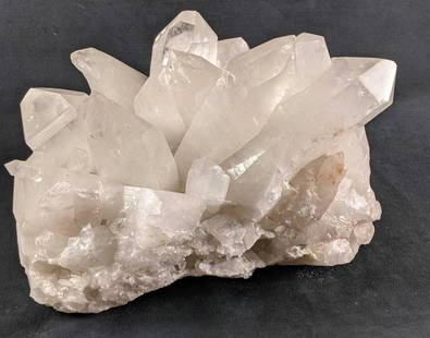 Giant Clear Crystal Quartz Cluster 91lbs: Giant Clear Crystal Quartz Cluster 91lbs This is a giant raw natural clear crystal quartz cluster. This is in good condition and a rare specimen. This cluster consists of bigger pieces resulting in