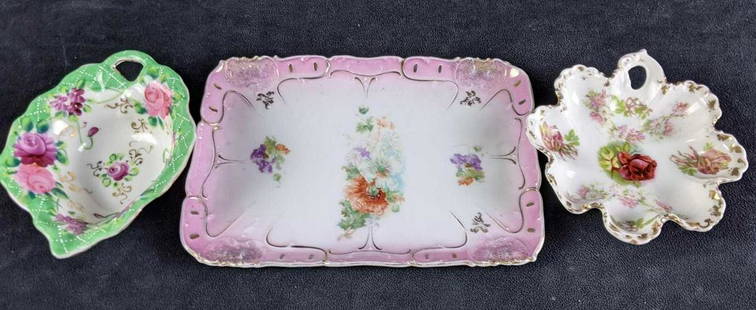 Vintage Decorative Floral Bowls and Tray Porcelain: Vintage Decorative Floral Bowls and Tray Porcelain This lot comes with three items, two bowls, and one tray. Only one bowl is brand stamped with Es Germany on the bottom. The other items are not