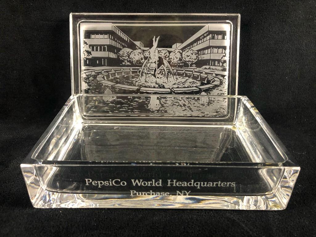 Rare PepsiCo World Headquaters Purchase , NY Etched Glass Jewelry Box / Cigar Case