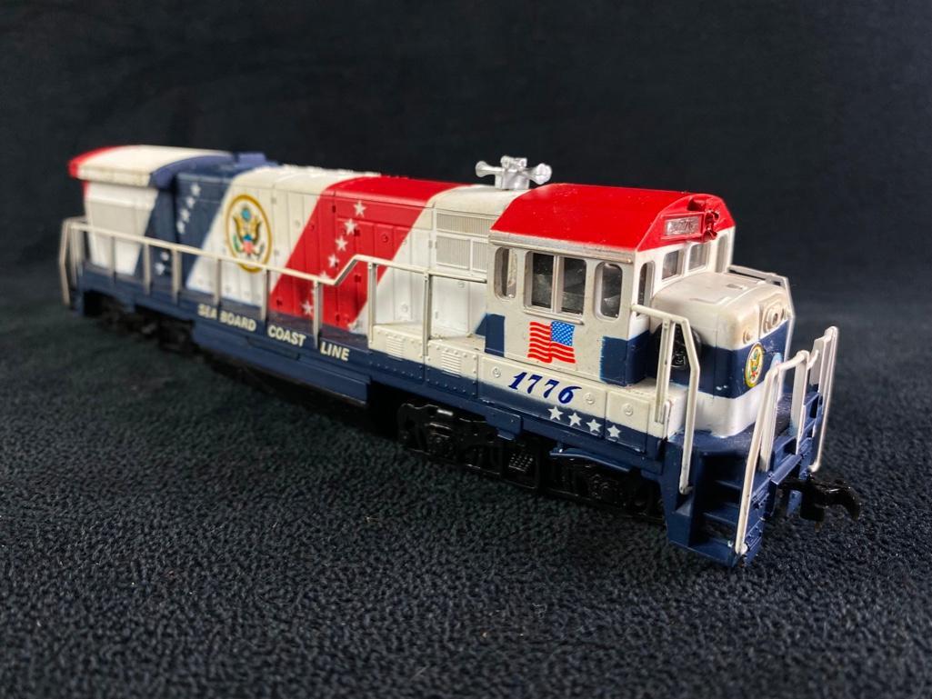 Vintage HO Bachmann Spirit of '76 Locomotive (1 of 7)