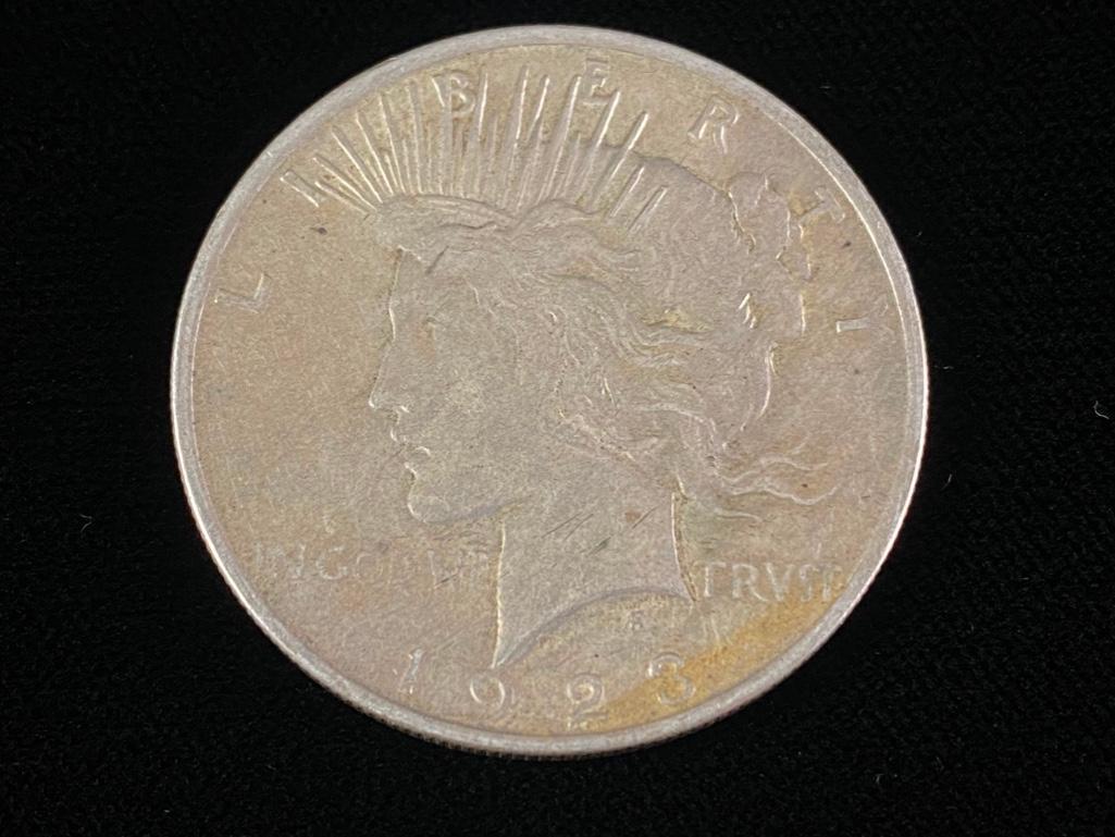 1923 Silver Peace Dollar (1 of 3)