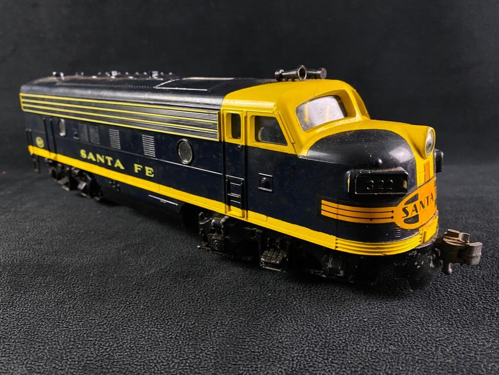 Vintage O Scale KTM Santa Fe F3 Powered Loco (1 of 8)