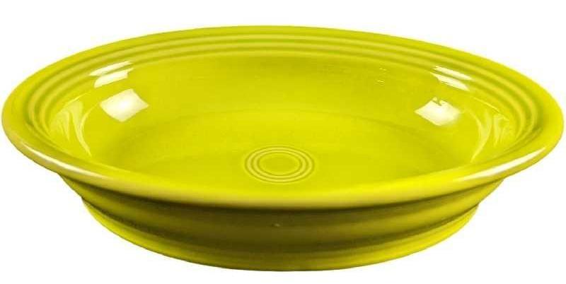 Fiestaware 10" Oval Vegetable Bowl: Fiestaware 10" Oval Vegetable Bowl. Is approx 10" x 7 1/2" x 2" and it weighs 2.18lbs. The bowl is in a good, used condition with no chips or cracks. Please see the images as they are part of the desc