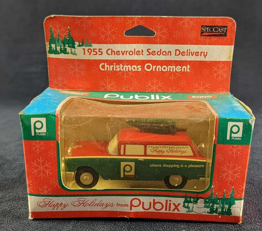 Publix Christmas Ornament 1955 Chevy Sedan 2000 Edition (1245) on May