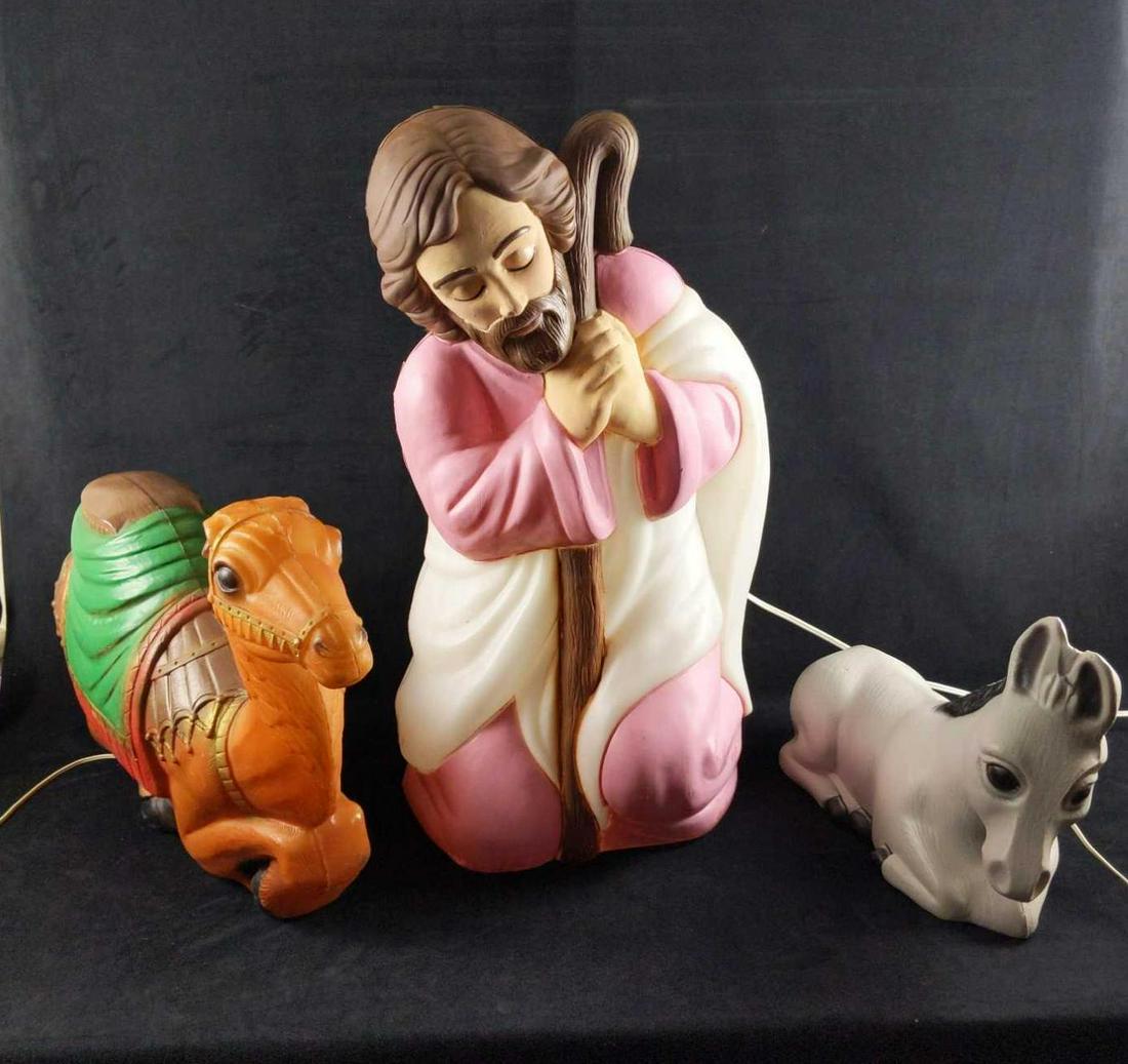 General Foam Plastics Joseph Donkey Camel Nativity: Embrace the holidays with the General Foam Plastics Joseph, Donkey, and Camel. Made of durable weather-resistant polyresin that will last for season's to come, this fun and festive set will make an ey