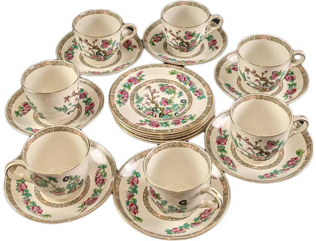 Maddock, John & Sons Fine China Saucer Cup & Dessert Plates (1 of 12)