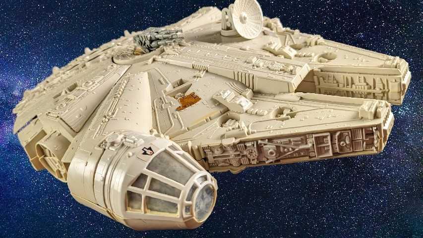 Vintage Star Wars Millennium Falcon (1 of 13)