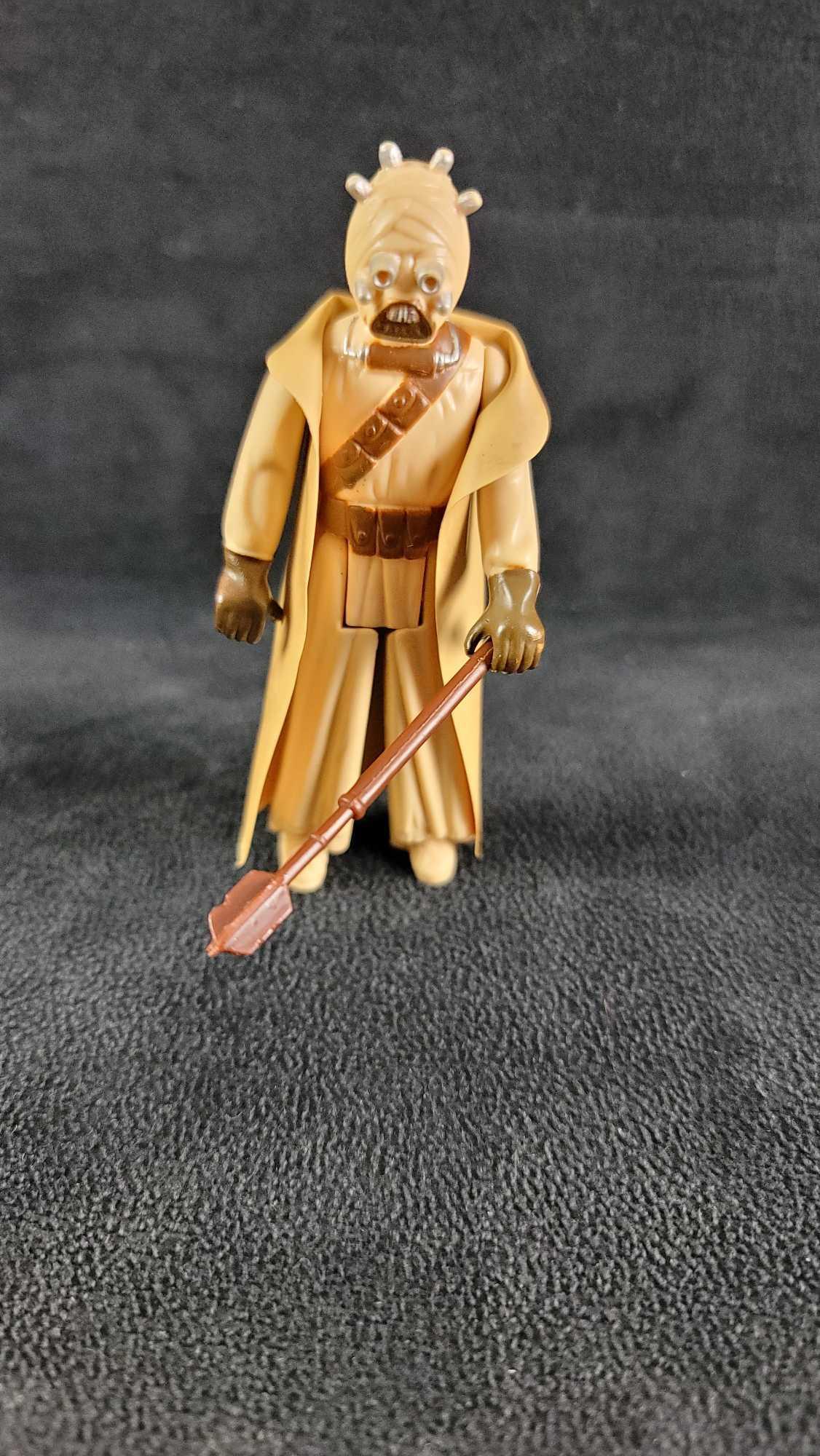 1977 Star wars Action Figure Tuskan Raider (1 of 5)