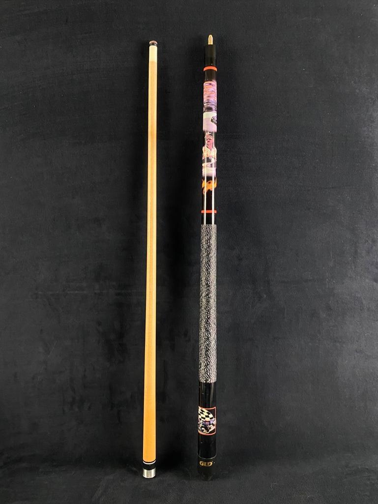 Dale Earnhardt 19oz Pool Cue: Dale Earnhardt 19oz Pool Cue GLD Vintage pool cue by GLD, the Dale Earnhardt Intimidator signature model. In good condition with some light wear and fading of the graphics on the handle. Comes with an