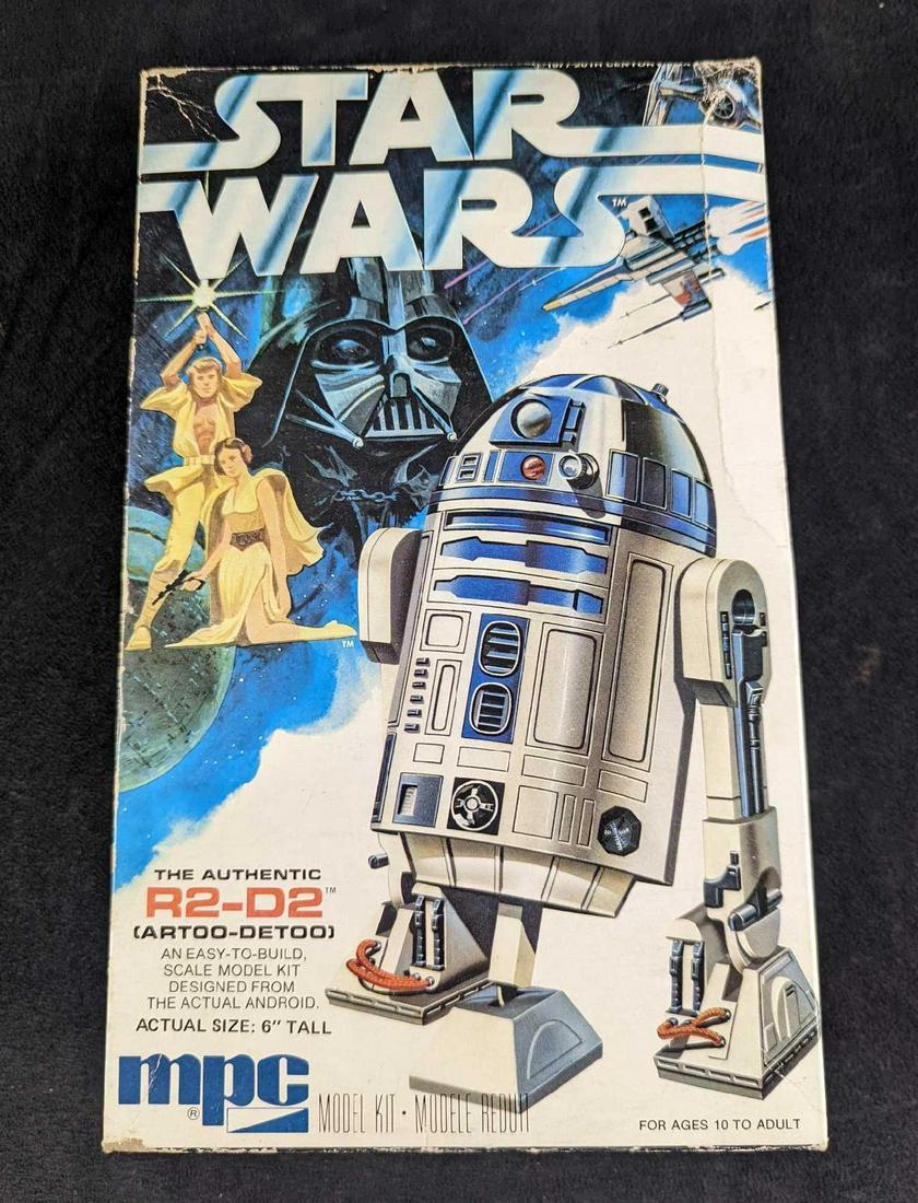 Star Wars MPC R2D2 Scale Model Kit (1 of 7)