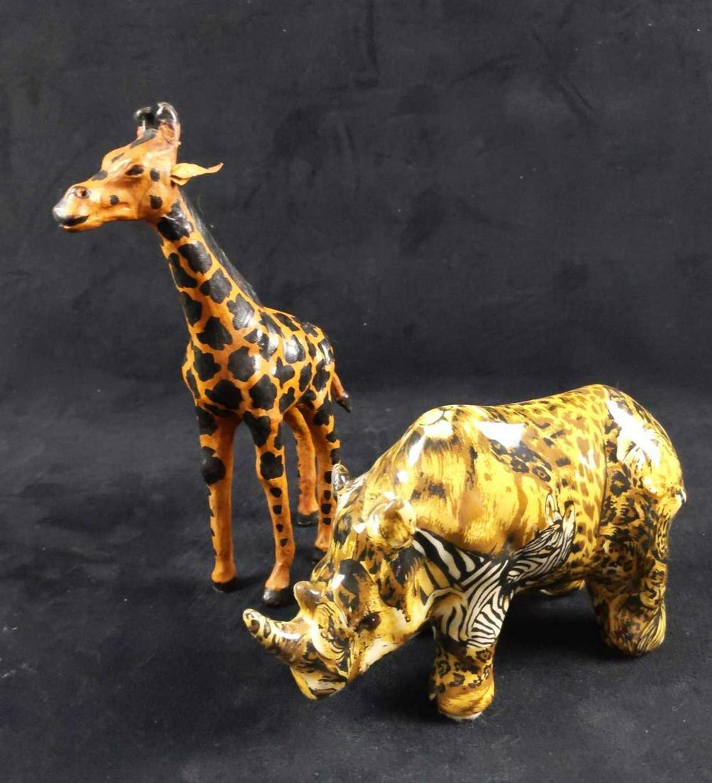 La Vie Resin Rhino And Resin Giraffe Figures (1 of 7)