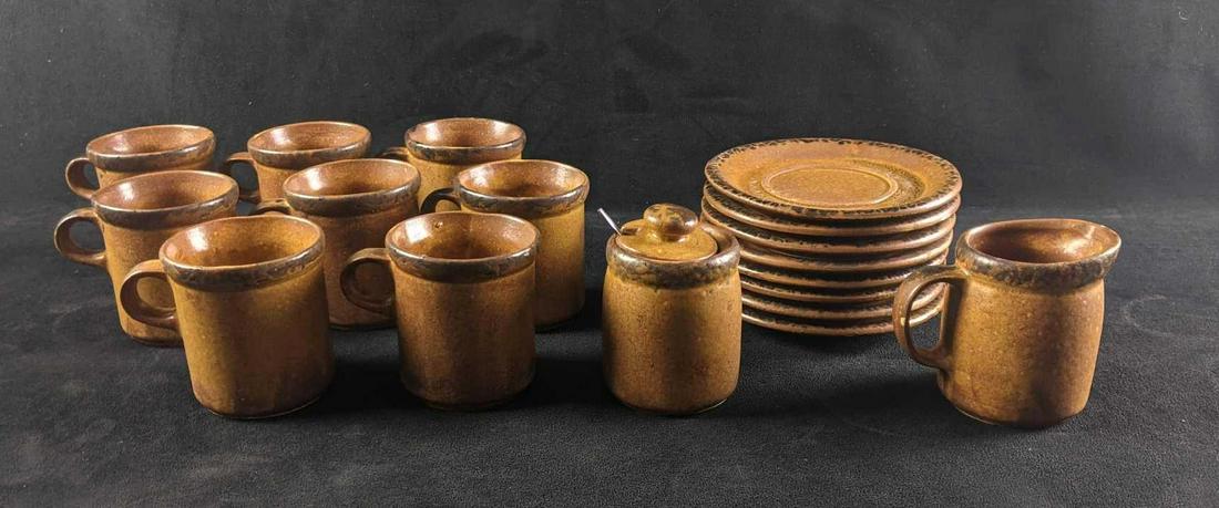 McCoy Mugs and Saucers 1421 Canyon Collection (1 of 10)