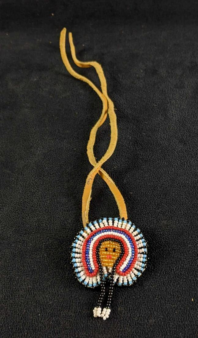 Beaded Native American Necklace (1 of 3)