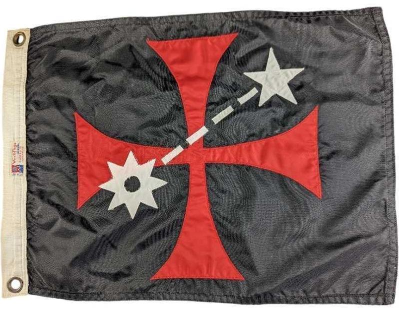 Vintage Knights Templar Boat Flag: Vintage "Knights Templar" Boat Flag. This small 100% Nylon Flag is approx 16" x 12" and it weighs 0.06lb. The flag is in a good, vintage condition with some wrinkles due to storage and some wear and m