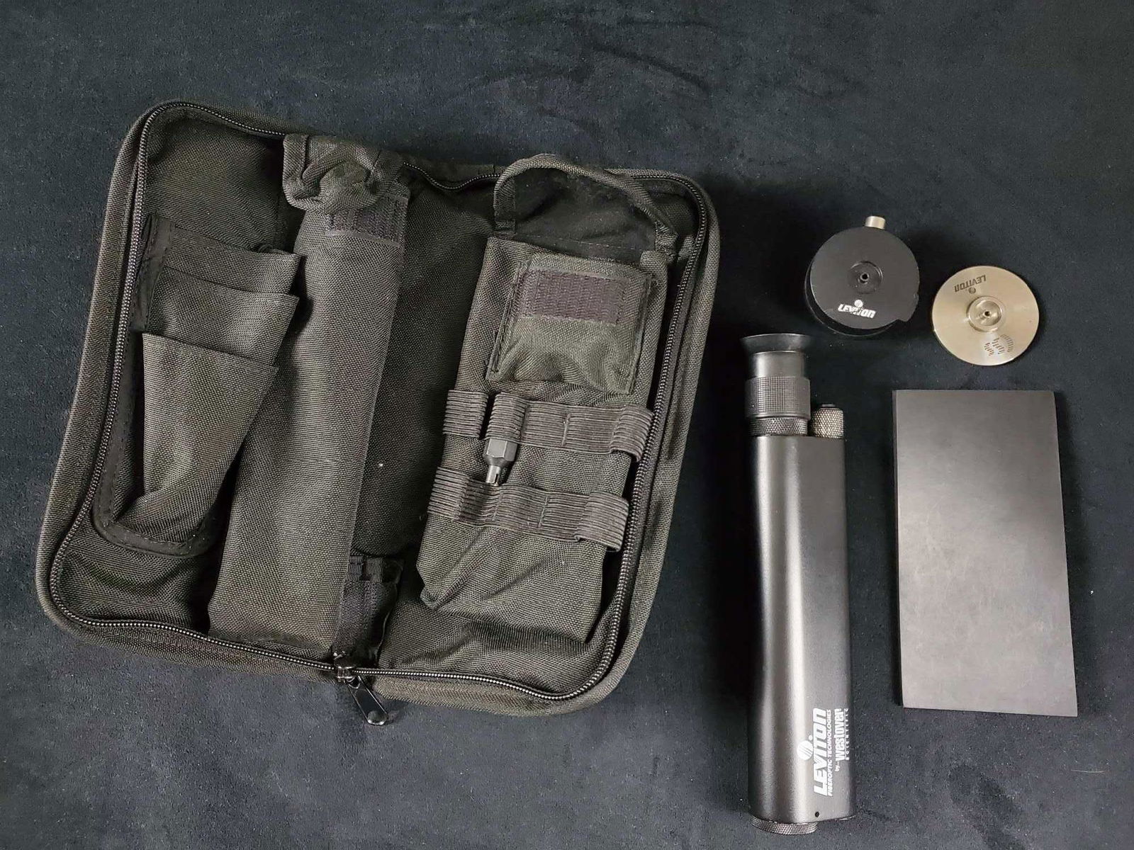 Leviton Fiber Optic Scope And Accessories (1 of 10)