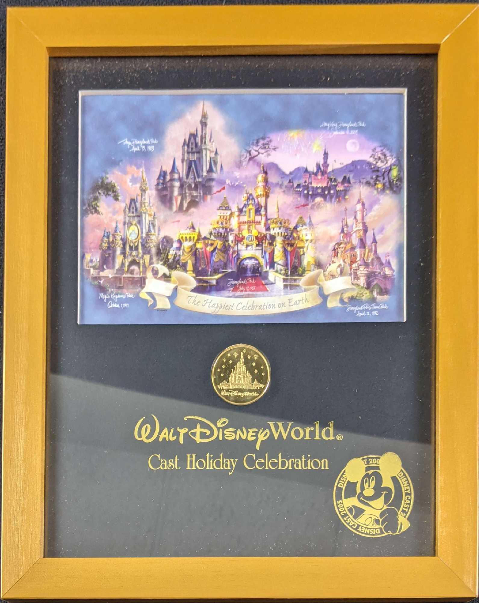 Disney Cast Member Exclusive Cast Holiday Plaque (1 of 5)