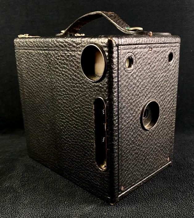 Antique Brownie Box Camera Body (1 of 6)