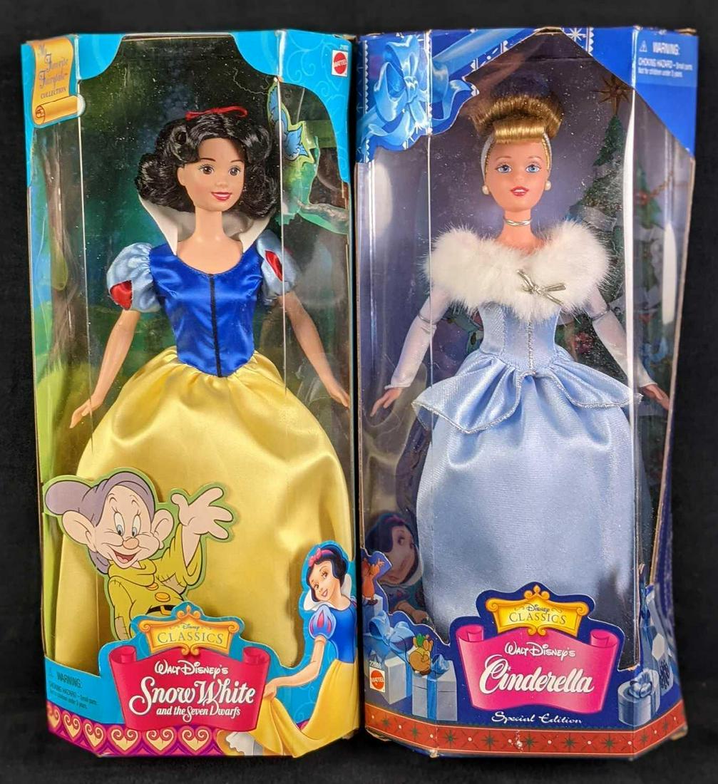 Disney Classics Snow White And Cinderella Fashion Dolls (1 of 6)