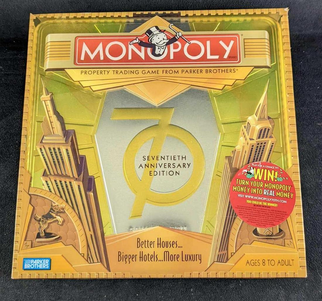 Monopoly 70th Anniversary Board Game With Tin (1 of 10)