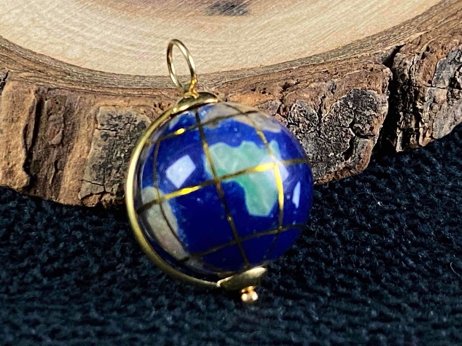 14K Gold Enamel Earth Globe Charm / Pendant (1 of 5)