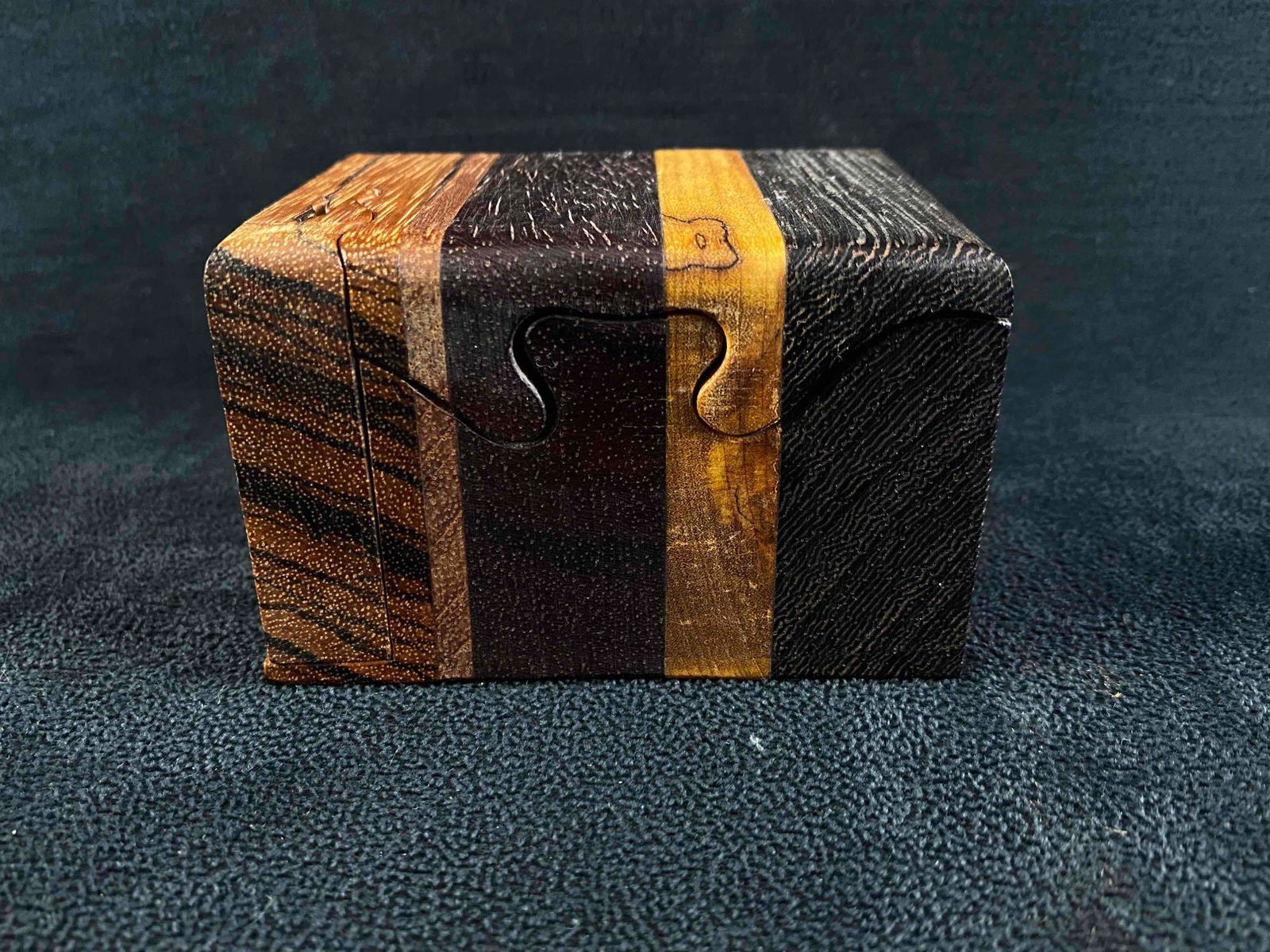 Vintage Turtle Creek African Puzzle Trinket Box (1 of 8)