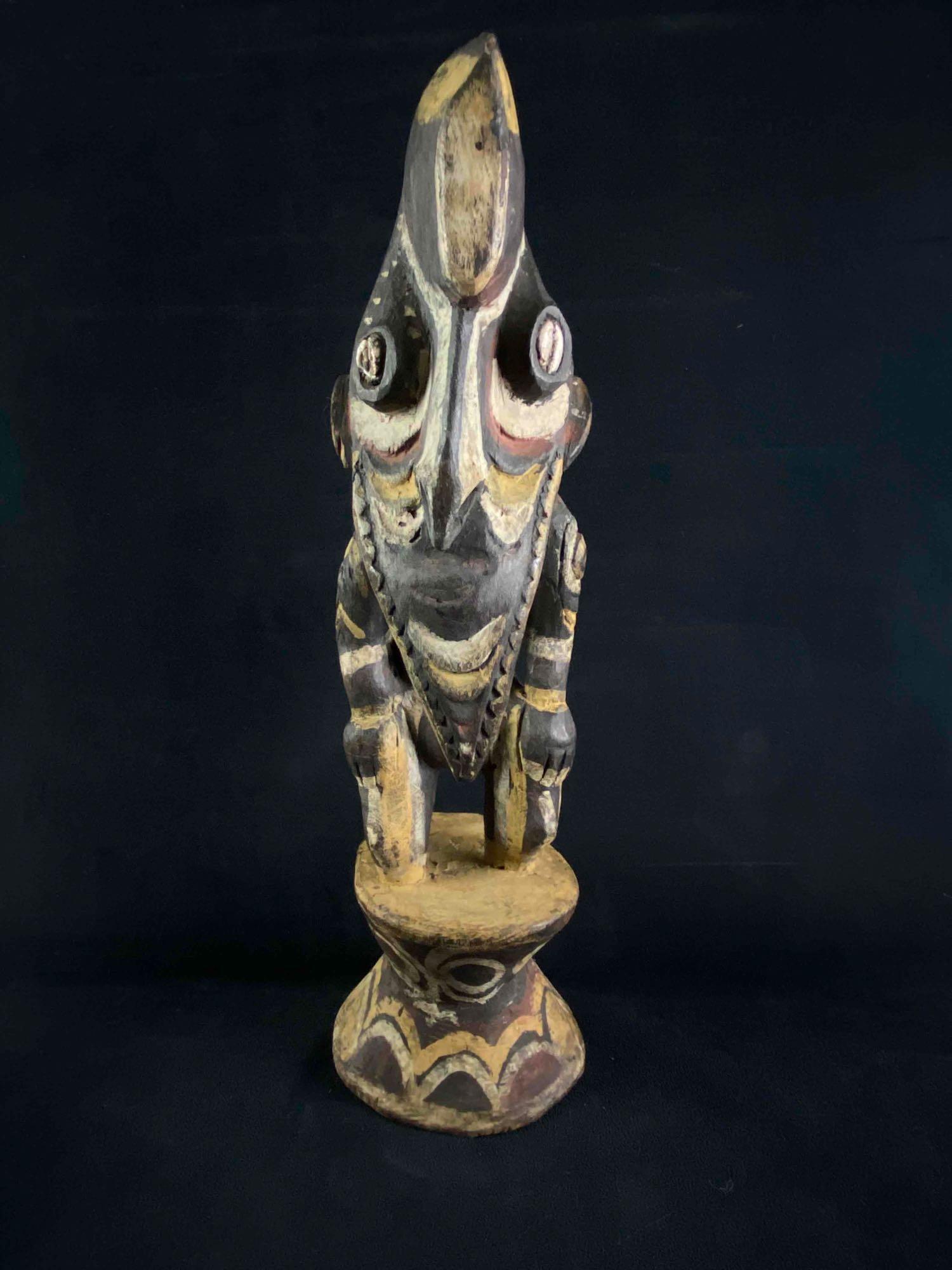 Antique Papua New Guinea Wood Statue Kaminabit Village (1 of 12)