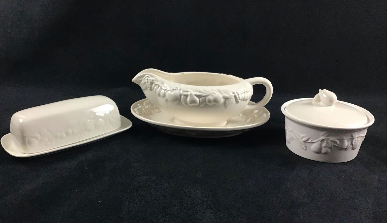 Vintage Circa Late 1900s Porcelain Dinnerware Pear Fruit Gravy Boat Jar Butter Dish (1 of 11)