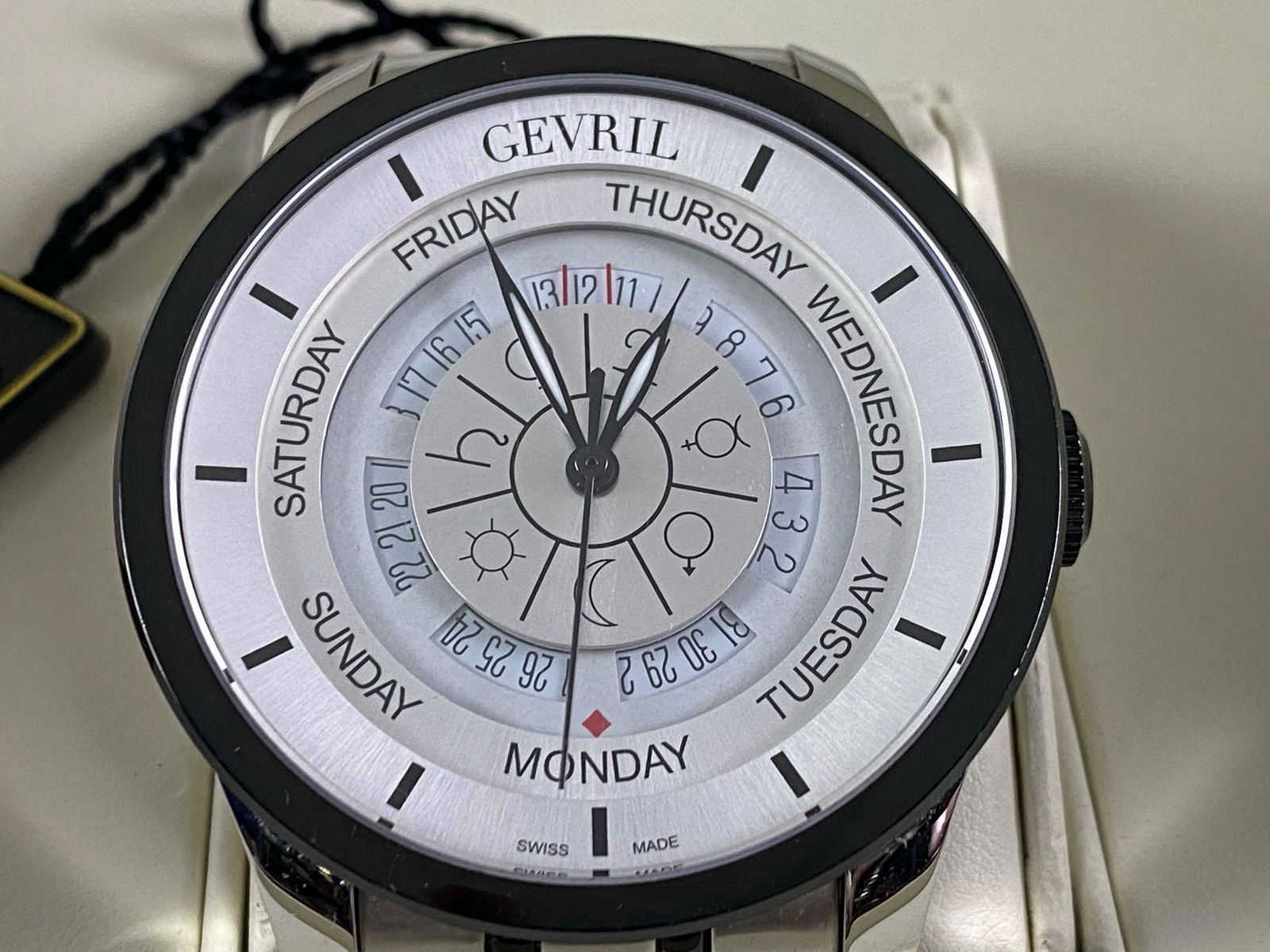 Gevril Columbus Circle Swiss Automatic 45MM 2002B Watch (1 of 19)