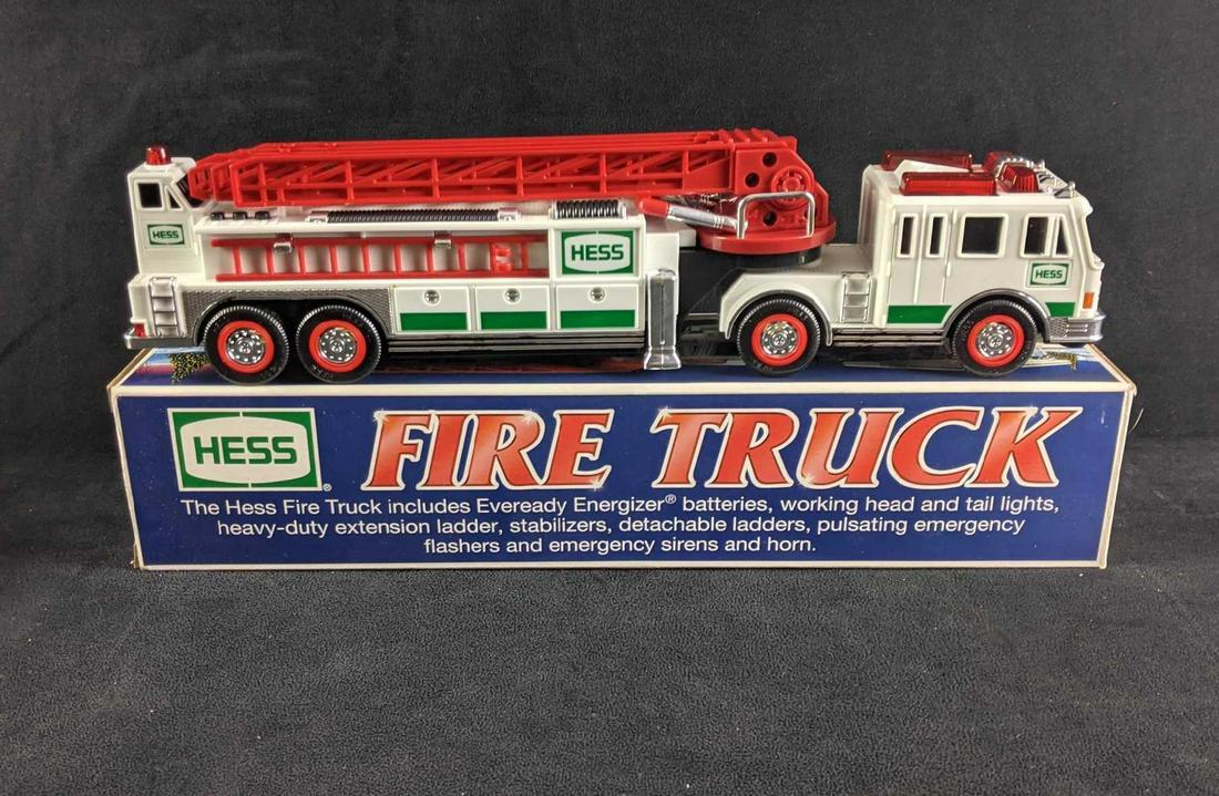 HESS Fire Truck 2000 HESS Fire Truck: HESS Fire Truck 2000 HESS Fire Truck This Hess fire truck is the 2000 edition Hess vehicle. This item is in good condition with no known damage. The fire truck comes in its original box. This is a gre