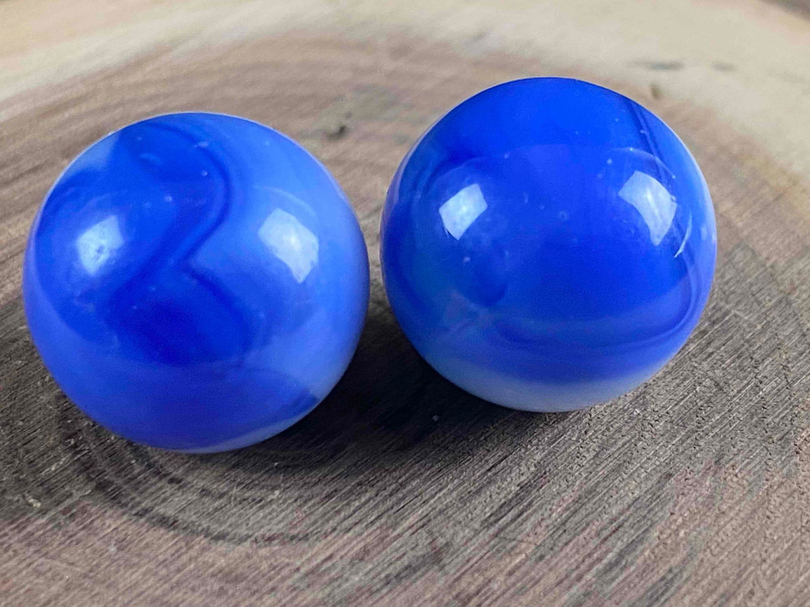 NM Peltier Glass Transitional Blue & White Agate Marbles (1 of 5)