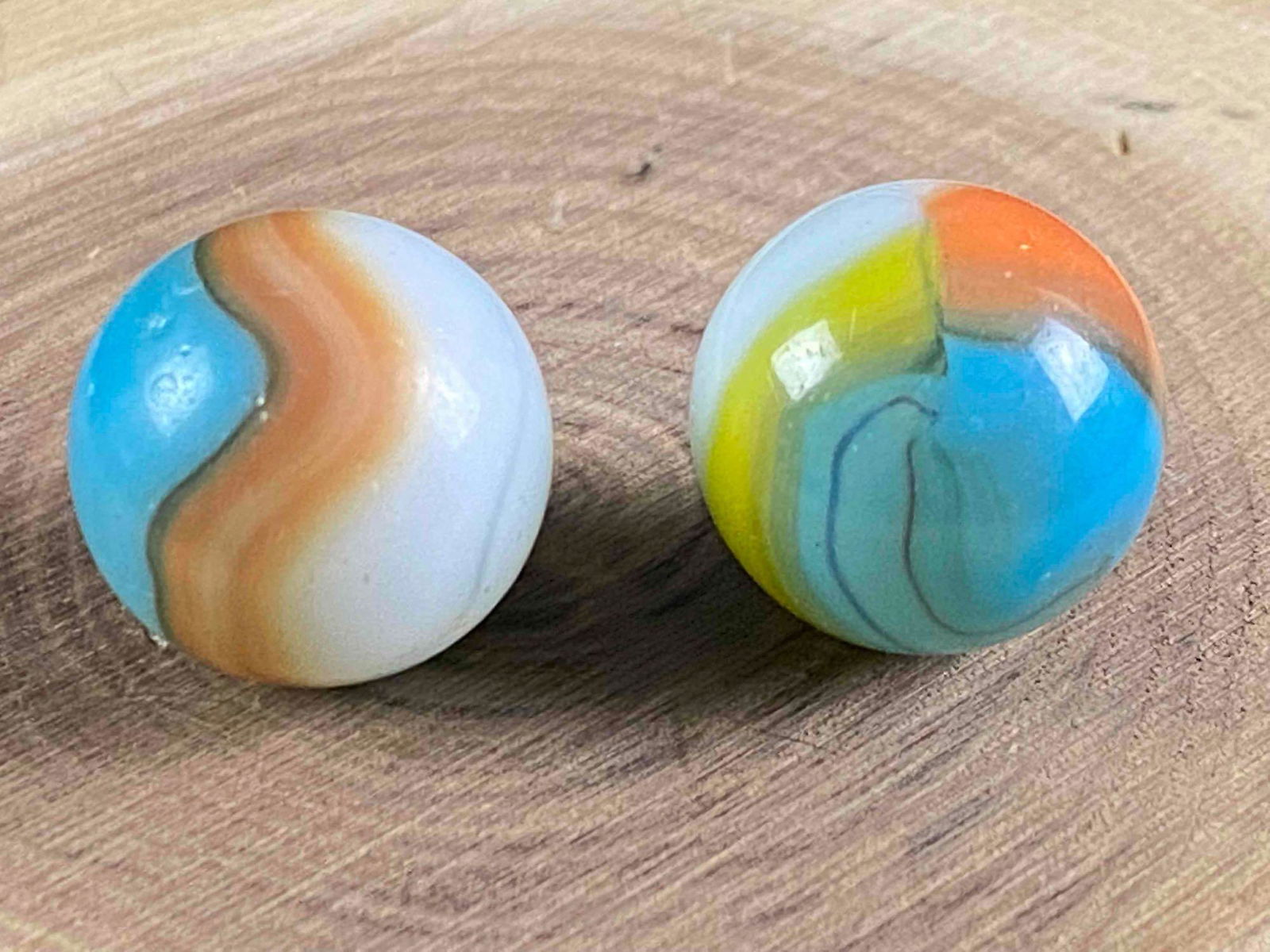 2 Vitro Agate 5 Color Tigers Eye Type 3 Marbles (1 of 8)