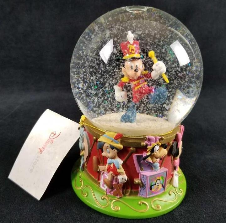 Mickey Mouse 75th Anniversary Snow Globe (1 of 10)