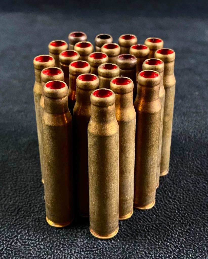 21 Military Blank Rounds .30-06 , Unfired: 21 Military Blank Rounds .30-06 , Unfired Same ammo used in the M1 Garand, however these are blank rounds that do not have a bullet. Usually used for 21-gun salute at military funerals. These are LIVE