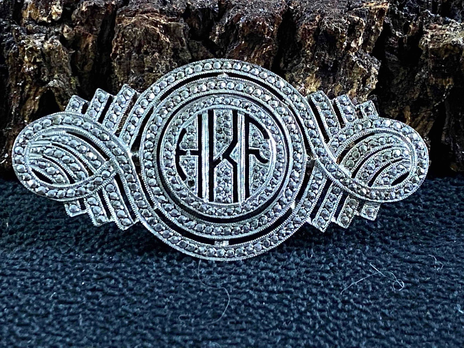 Vintage Sterling Silver Marcasite "HKF" Brooch: This fine piece of jewelry has been tested and researched prior to listing. Please view all our pictures they are part of our description. Thank you. Happy bidding DETAILS: Metal - Sterling 925 Color 