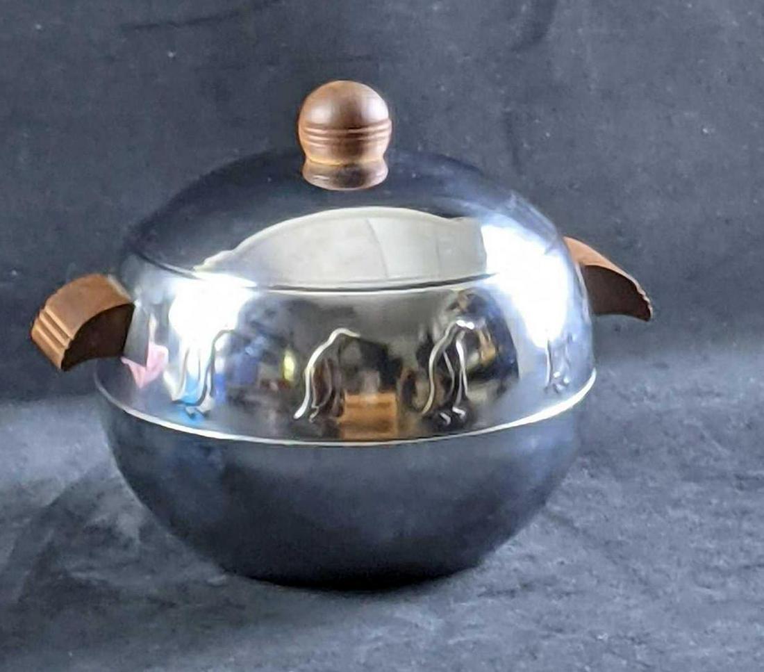 Hot and Cold Server Insulated Pot Went Bend (1 of 9)