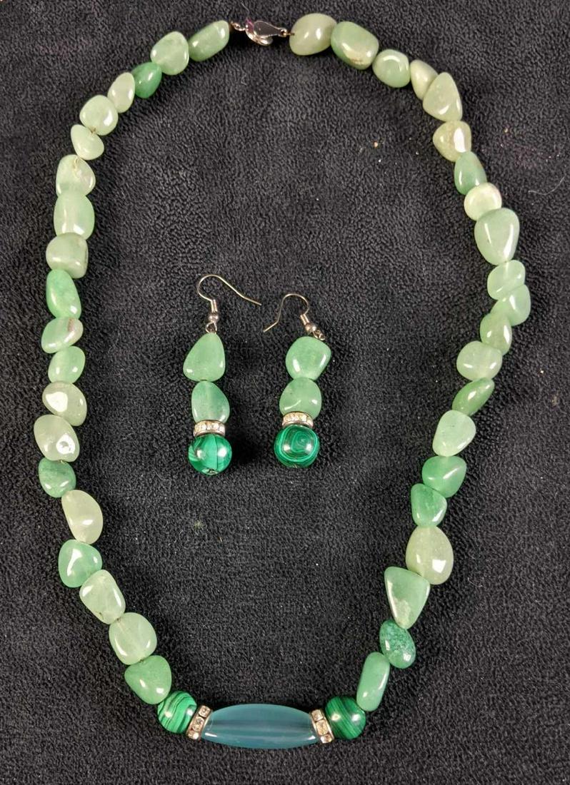 Jade Jewelry Necklace and Earrings With Malachite: Jade Jewelry Necklace and Earrings With Malachite This is a jade necklace and matching earrings matching set. Jade is always great to wear any time of the year. The necklace and earrings are in good c